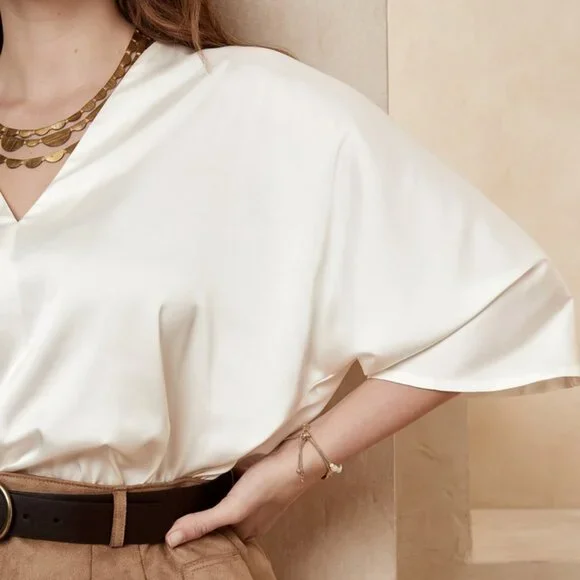 NWT Banana Repulic Factory Dolman V-Neck Satin Top Ruby Rose XS - Picture 3 of 9